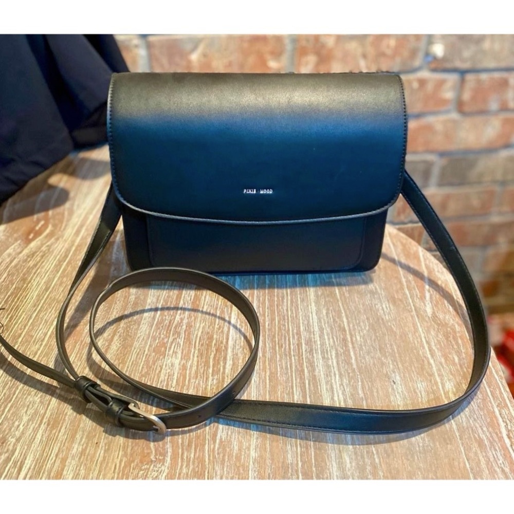 Black pixie mood purse